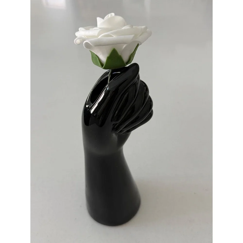 N/A sleek ceramic